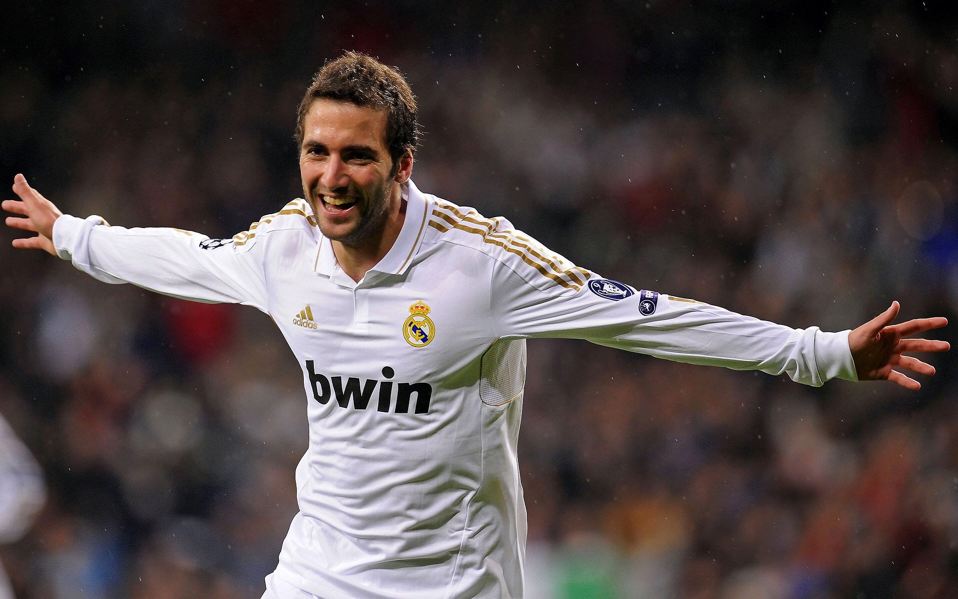 球迷文化新浪潮，从看台到社区，体育精神如何重塑城市凝聚力